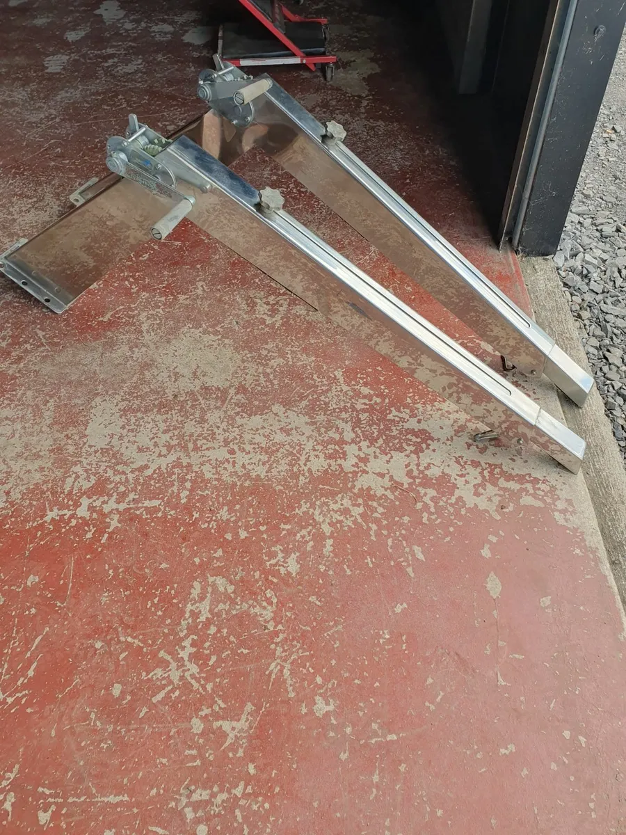 Boat Davits - Image 2