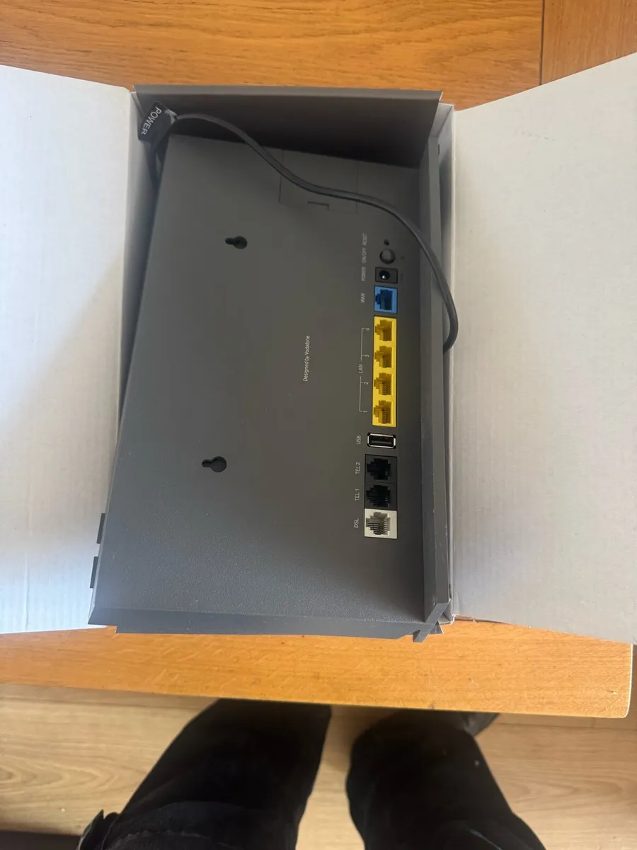 Vodaphone  landline router - Image 2