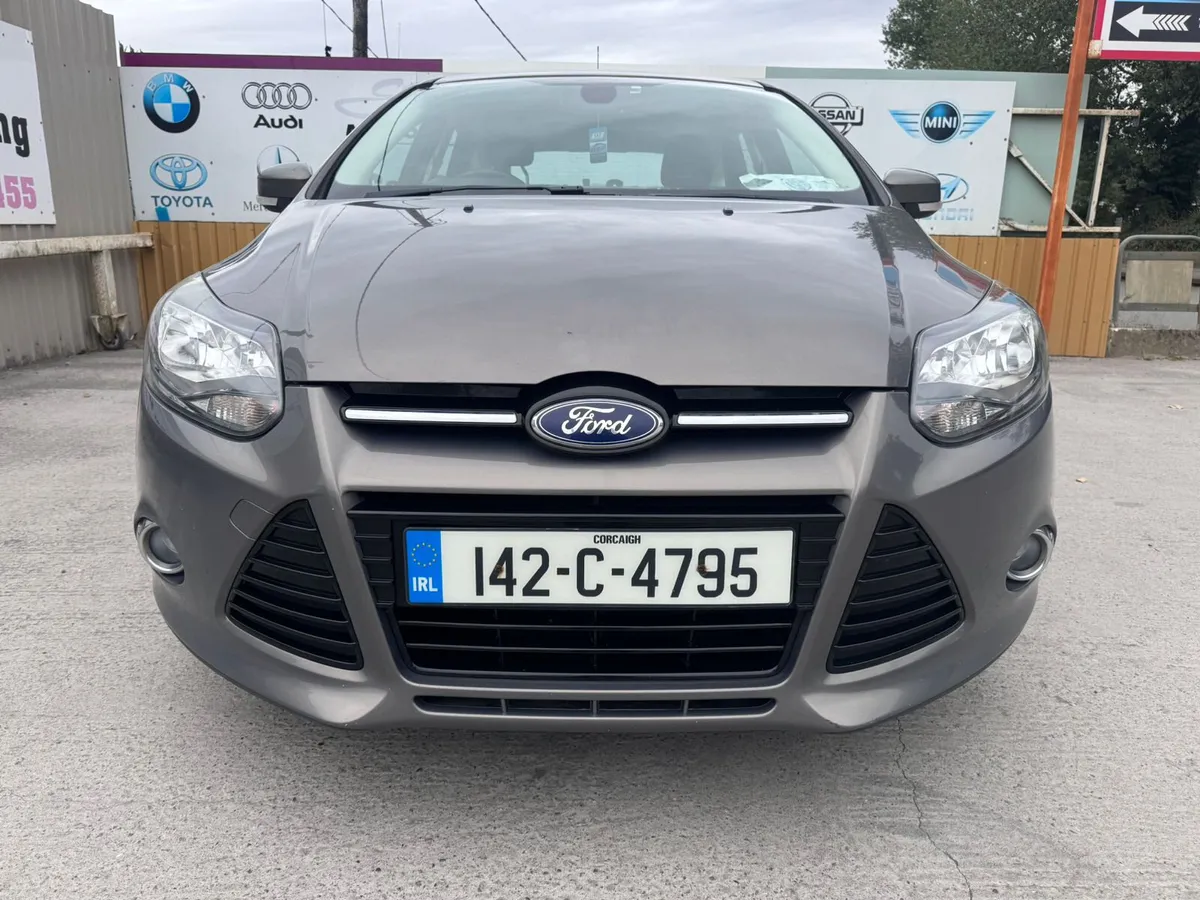142 Ford Focus 1.6D TITANIUM Low Miles Warranty - Image 3