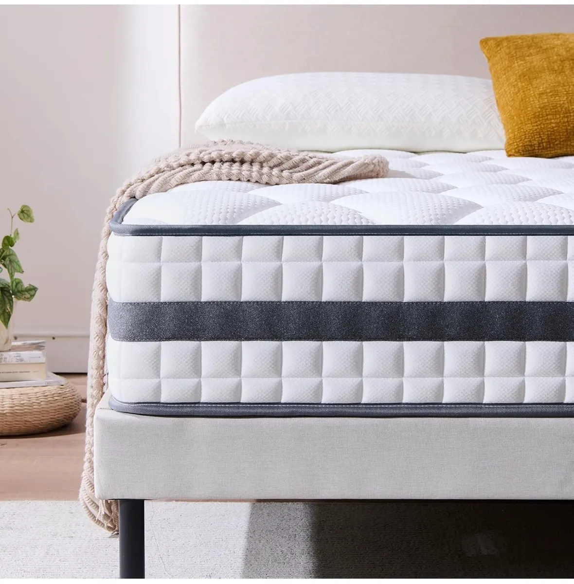 King Mattress, Hybrid Memory Foam and Spring, Zona - Image 1