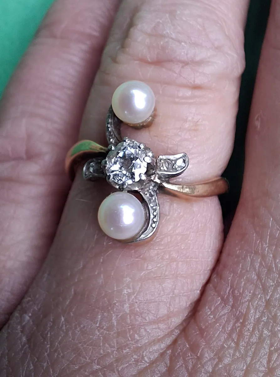 Antique Pearl and Diamond Ring - Image 2