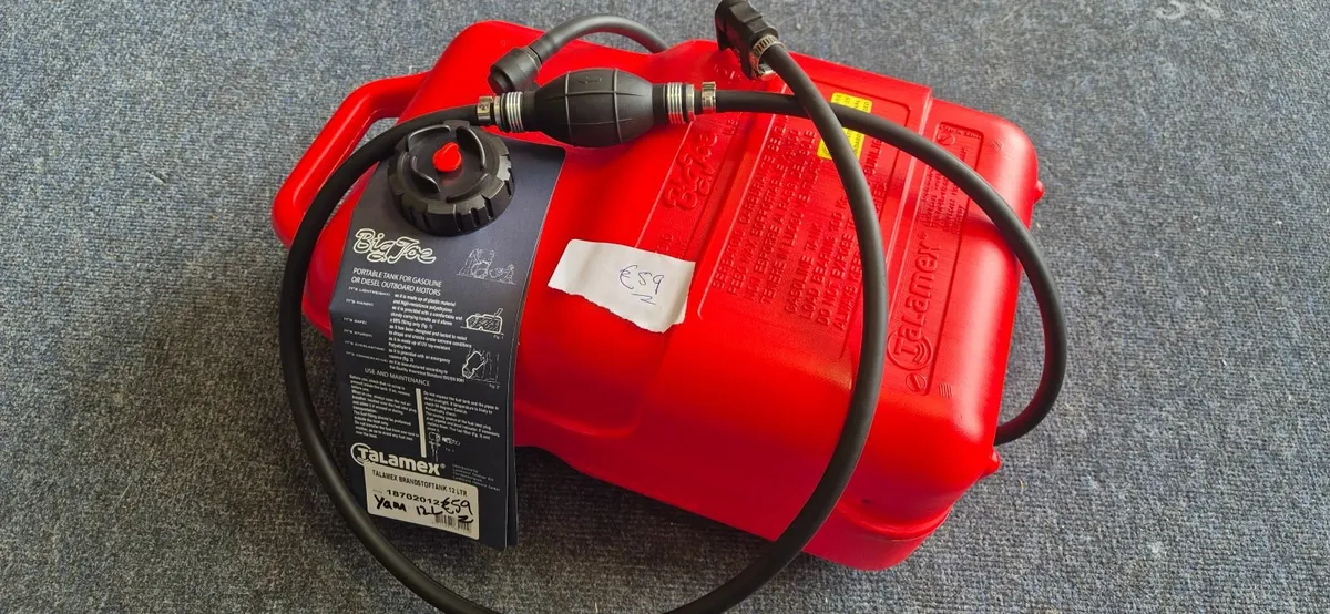€60  12L Tank with line and yamaha connection