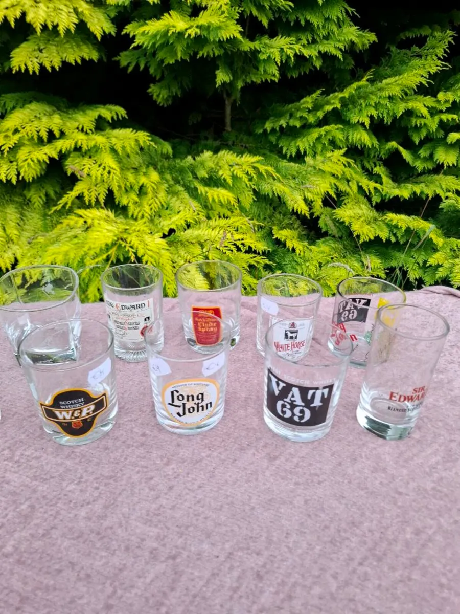 10 whiskey glasses - Image 1