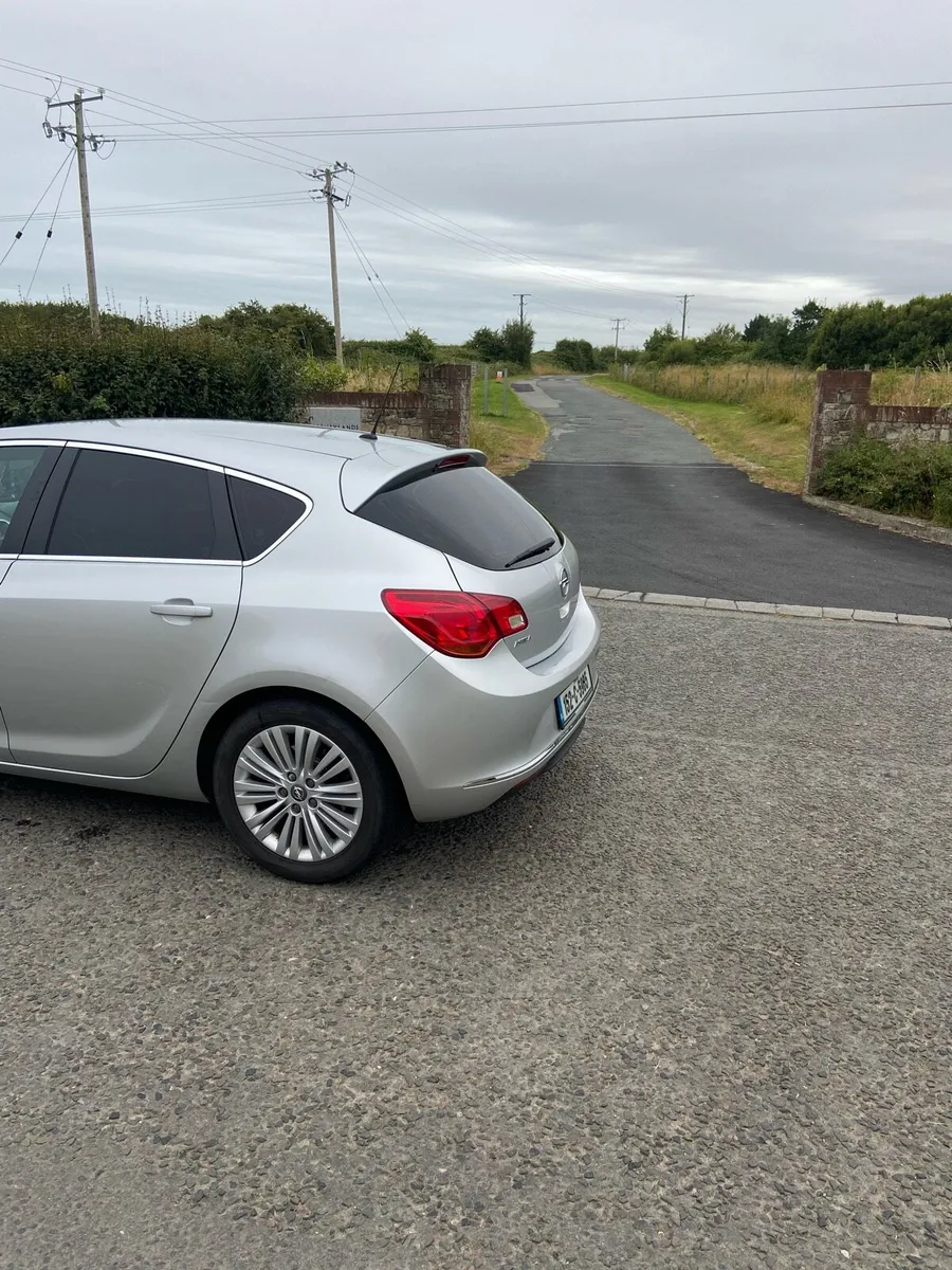 Opel Astra 1.6 CDTI Excite - Image 4