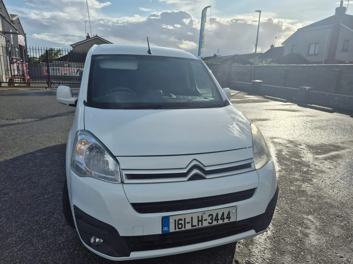 Citron Belingo 625 Enterprise 2016 - Image 1