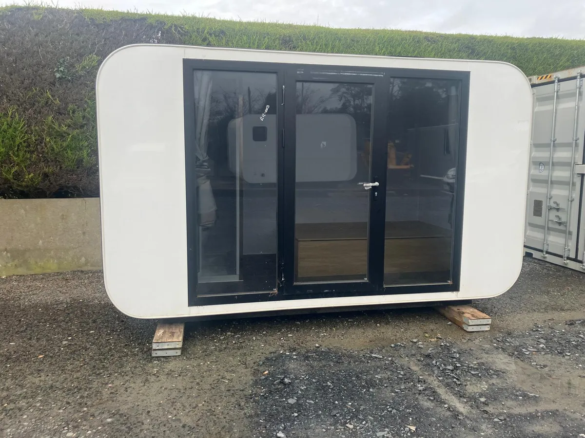 New 4m Apple Style Garden Pod **Online Auction** - Image 1