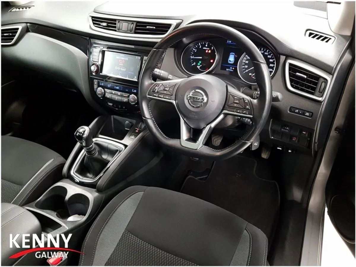Nissan QASHQAI 1.3 PET SE SS My20 4DR - Image 2