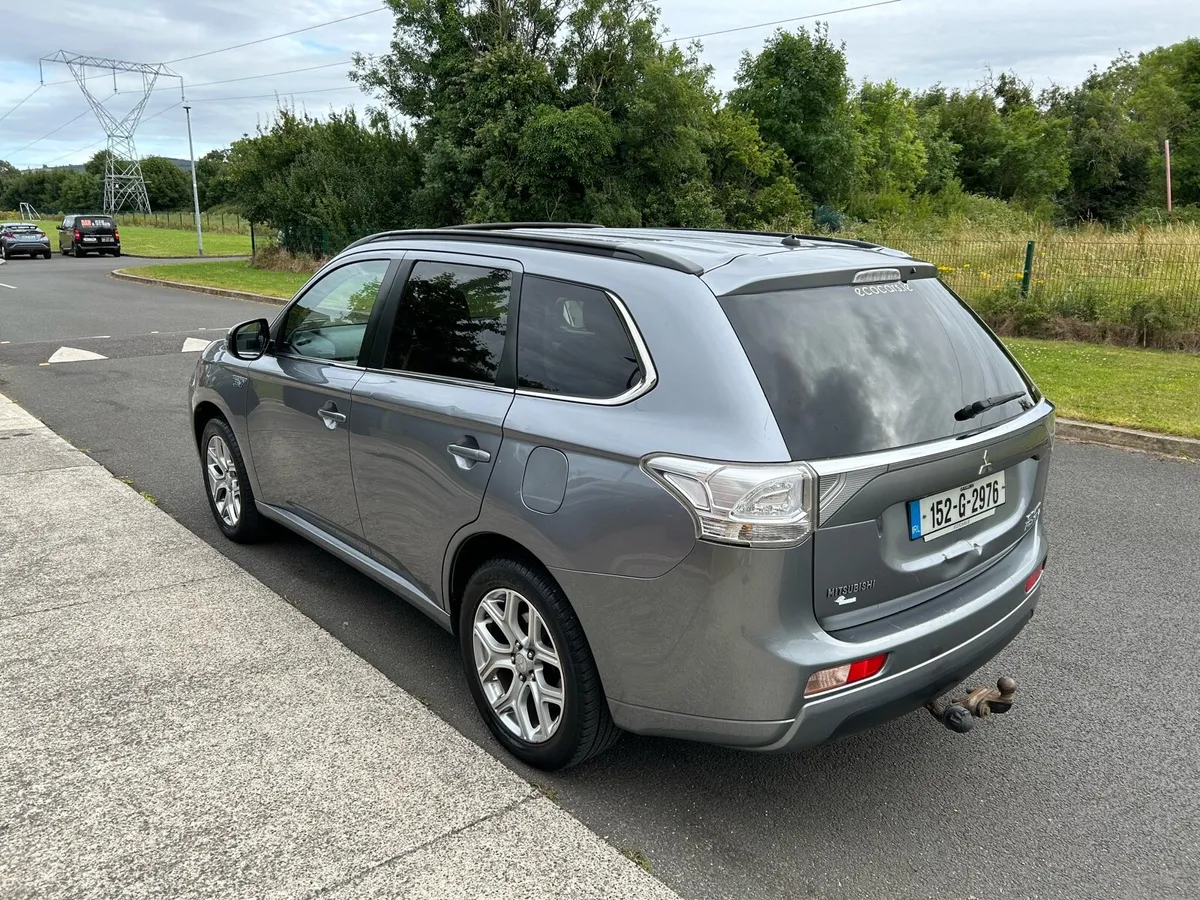 152 MITSUBISHI OUTLANDER INTENSE+ €9,950 - Image 4