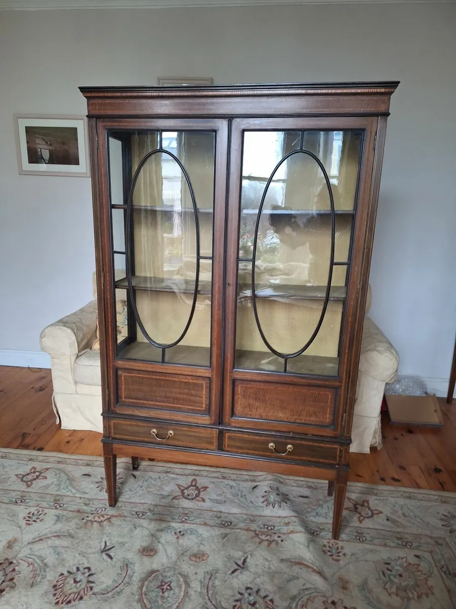 Vintage cabinet - Image 3