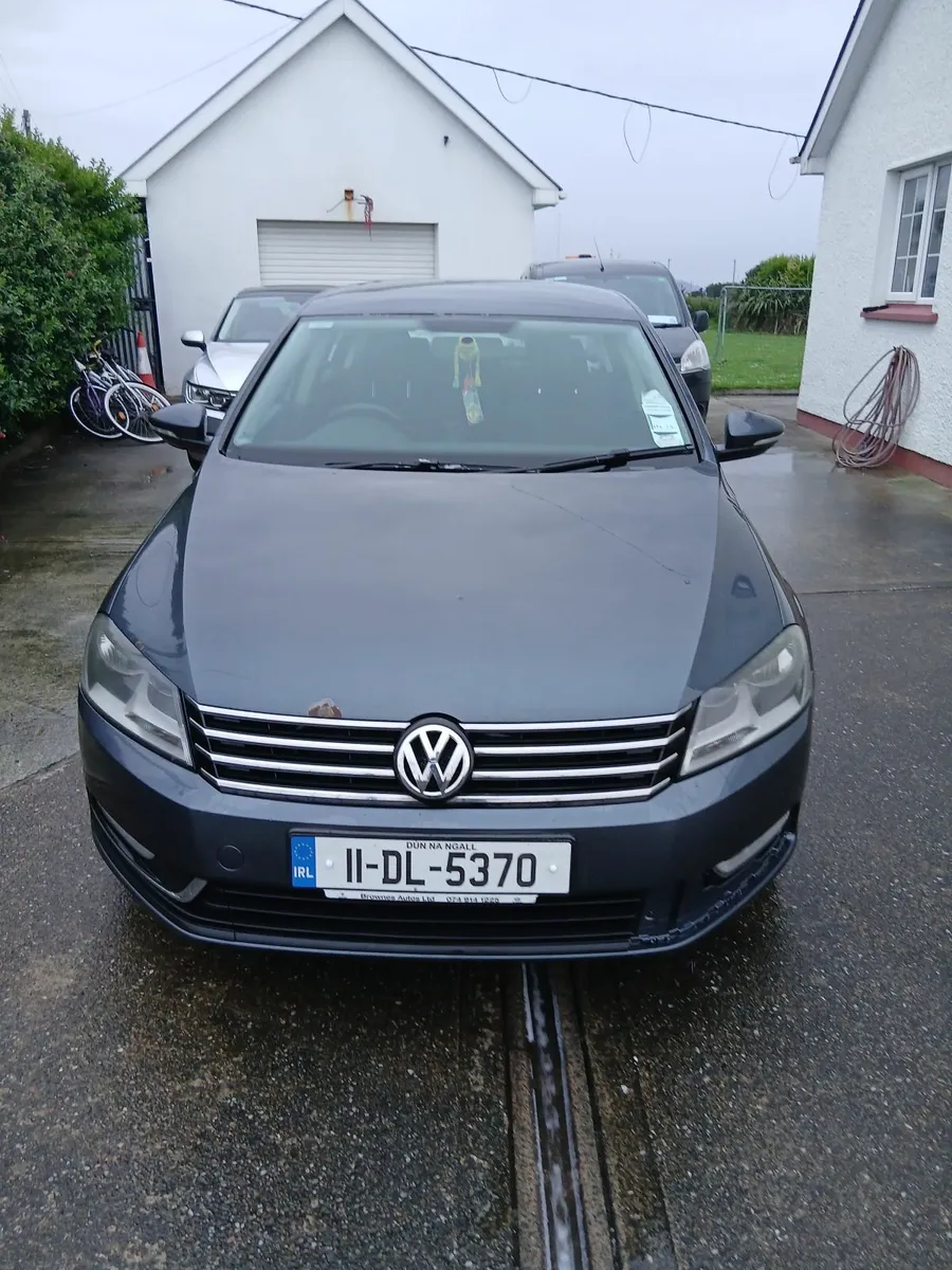 Volkswagen Passat 2011 - Image 4