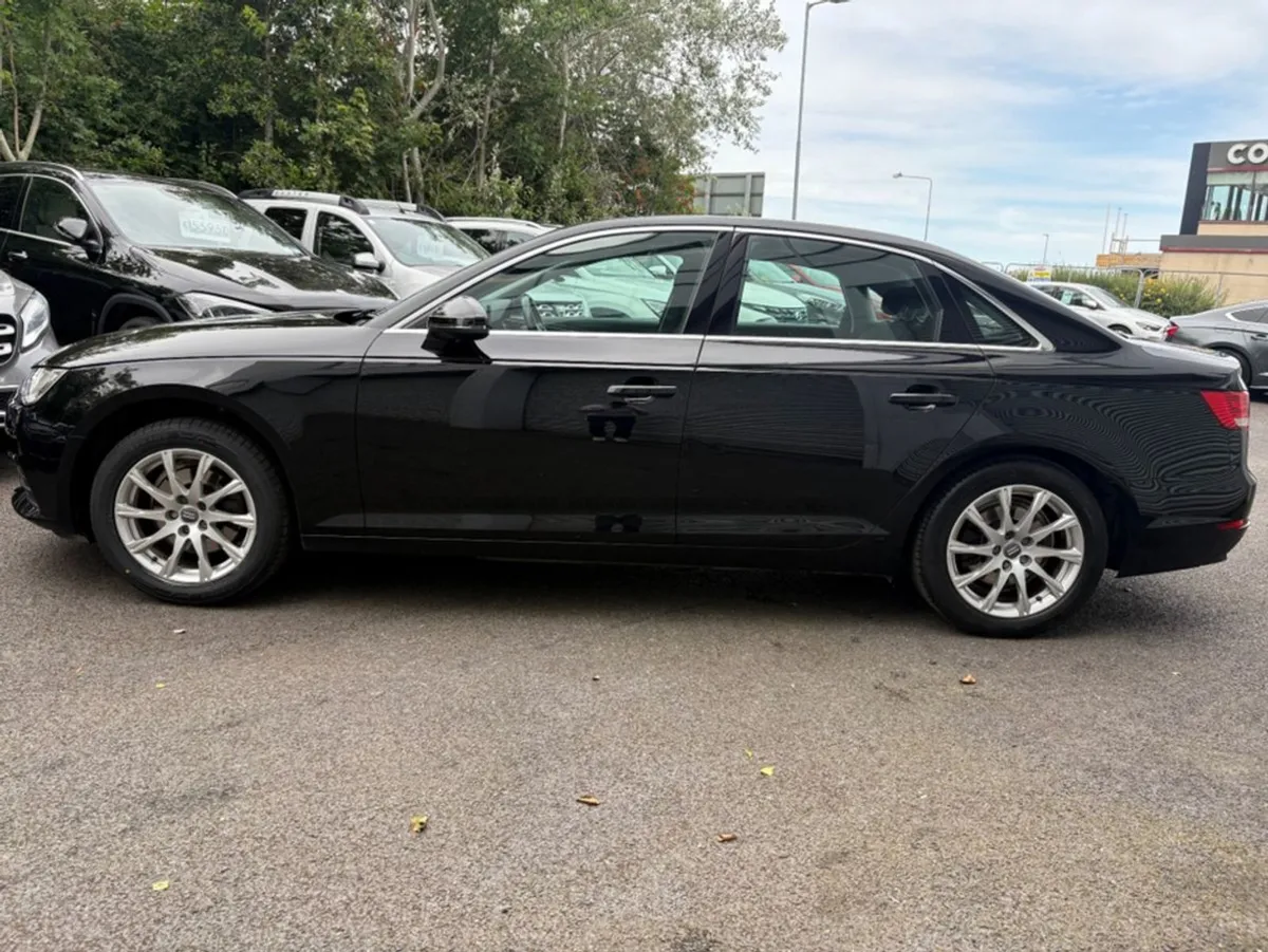 Audi A4 1.4 Petrol 150HP Ultra Manual - Image 4