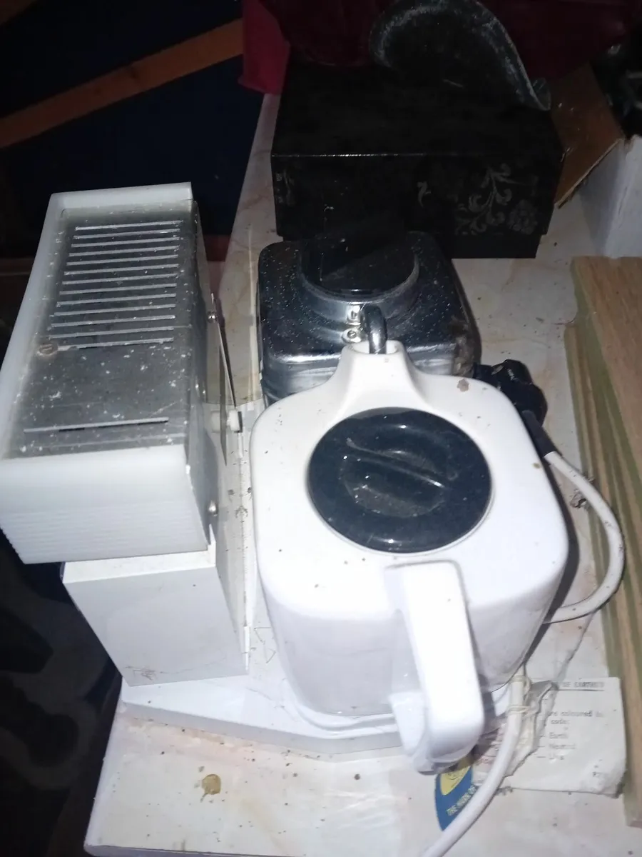 Totally Original 1980s Teasmaid - Image 4