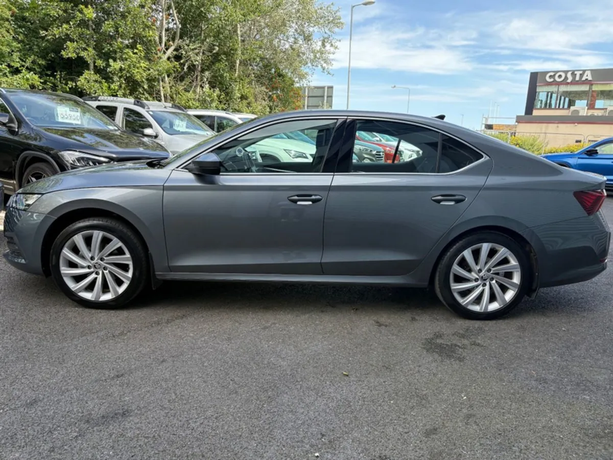 Skoda Octavia 1.0 Petrol Style Auto - Image 4