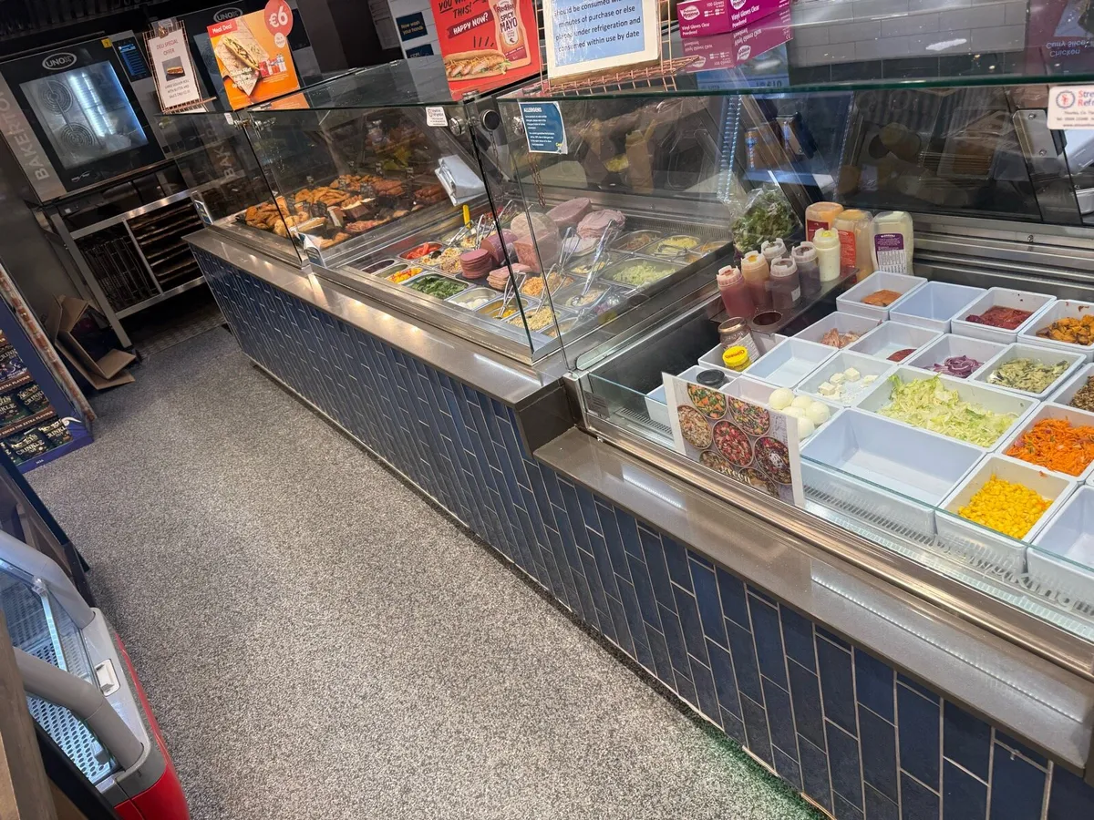 Deli & Hot Food Counter - Image 1