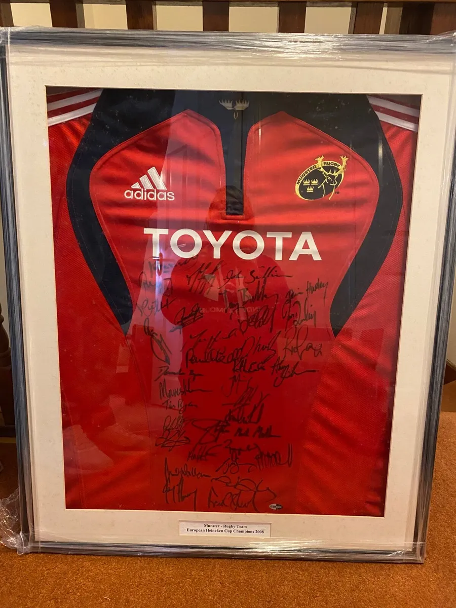 Framed signed Munster rugby jersey - Image 3