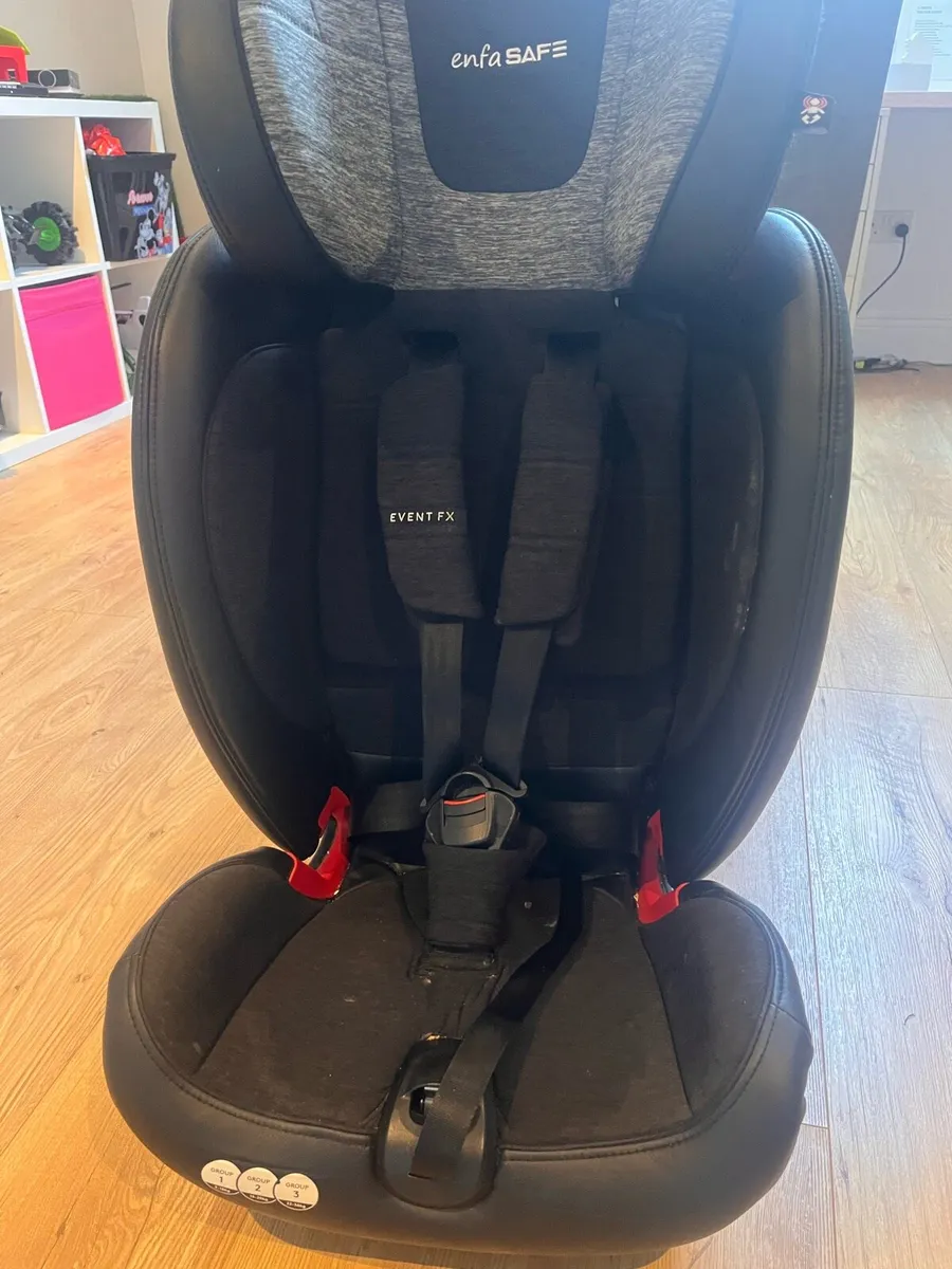 Car seat - Image 2