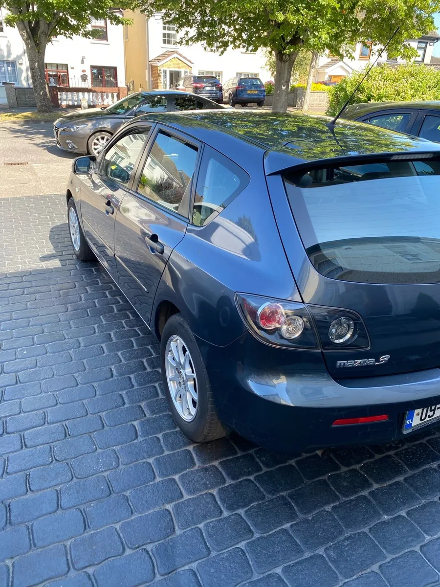 MAZDA 3  - LOW MILEAGE - Image 4