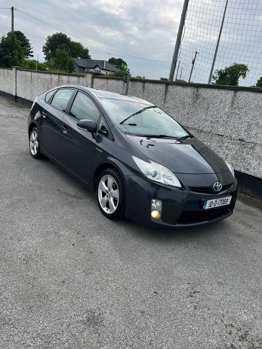 Toyota Prius 2010 - Image 1