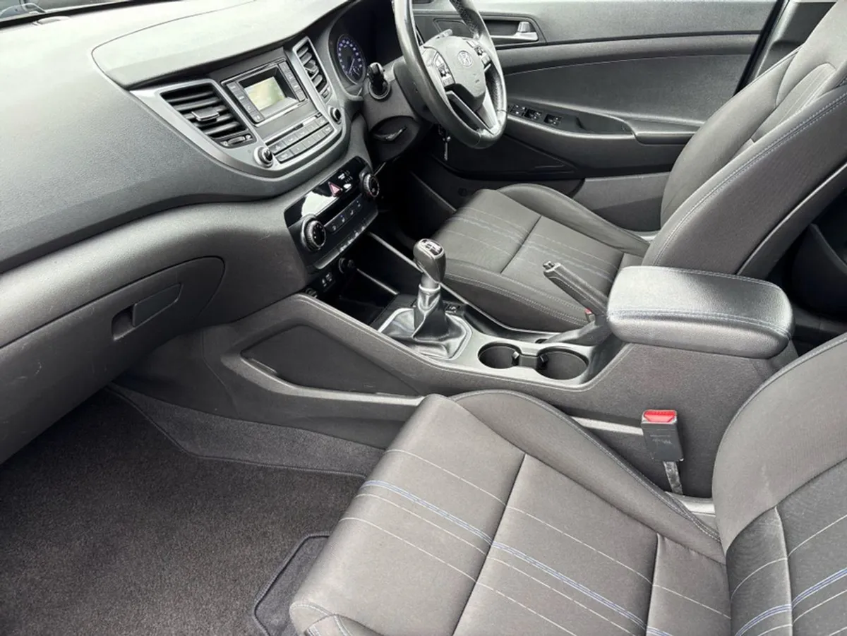 Hyundai Tucson 1.7d Comfort 5DR - Image 3