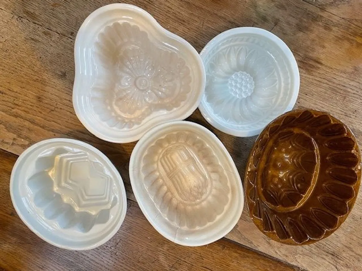 Antique Jelly Moulds - Image 2