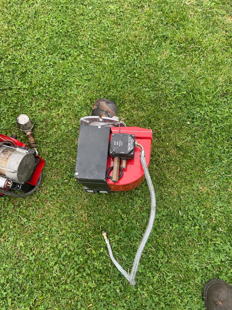 Boiler pump joblot - Image 2