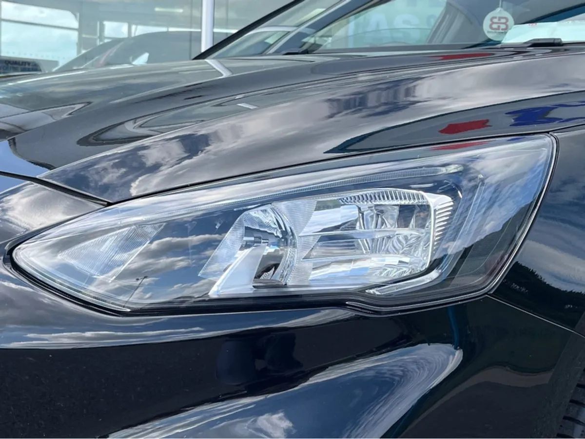 Ford Focus St-line Edition MHE - Image 3
