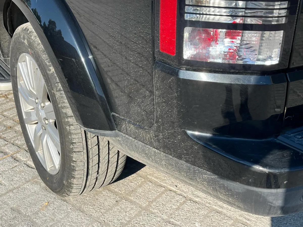 Land Rover discovery 4 - Image 3