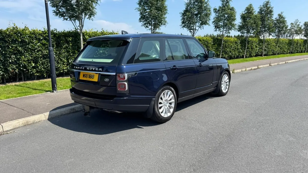 2020 Range Rover Vogue 4.4 SDV8 **Online Auction** - Image 4