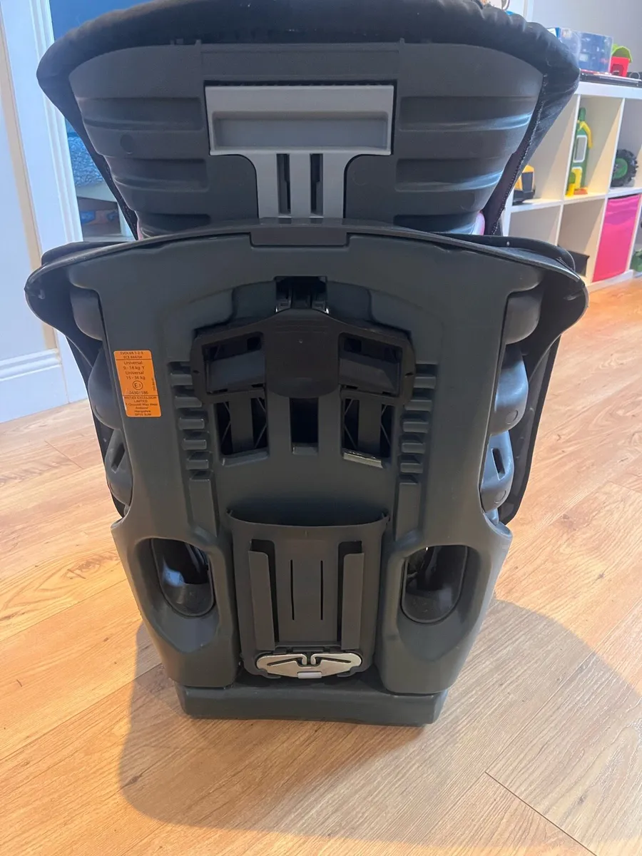 Car seat - Image 3