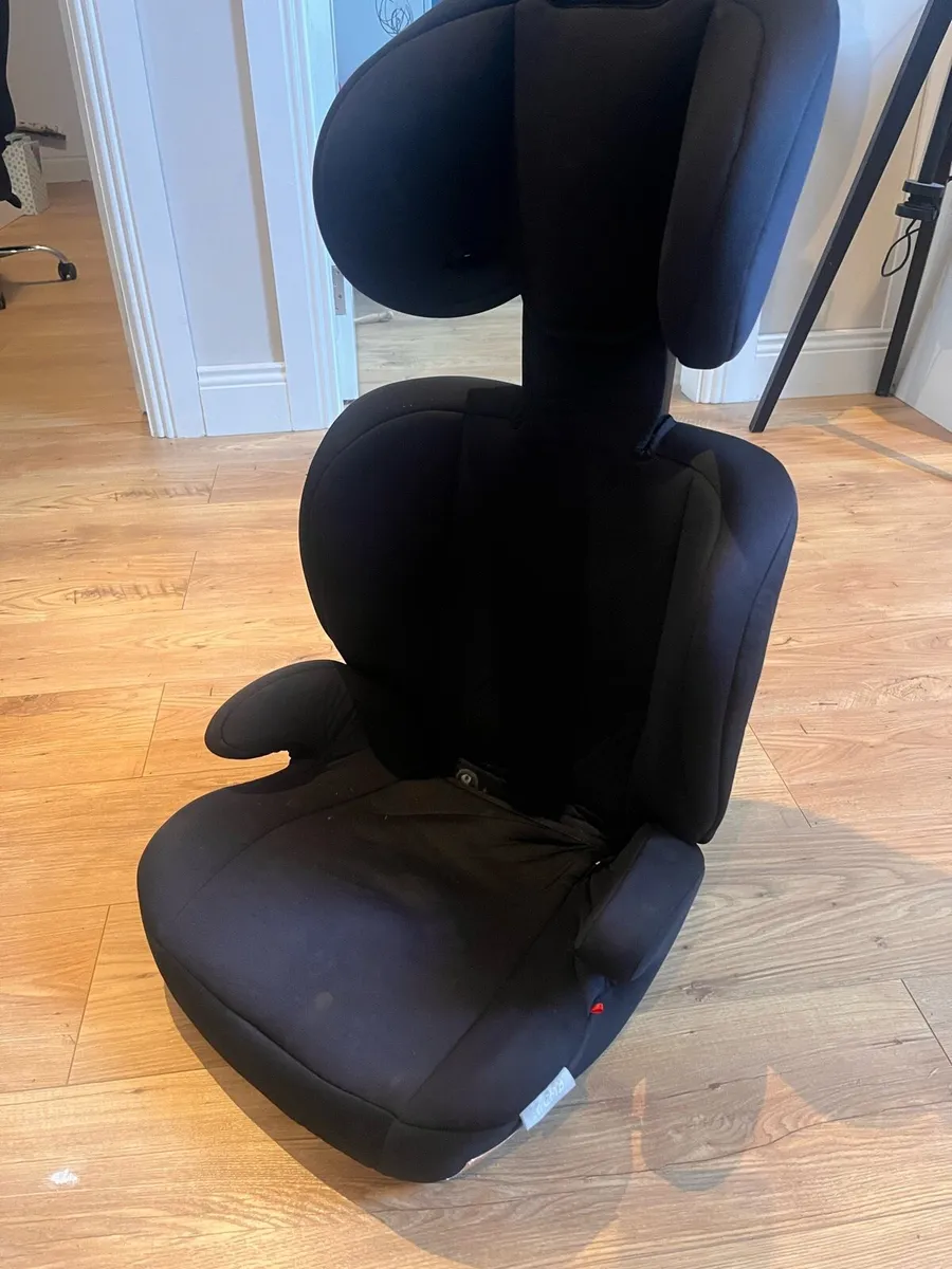 Car seat - Image 1