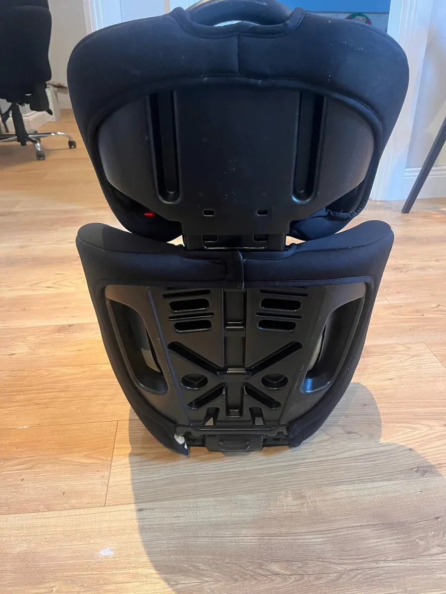 Car seat - Image 2