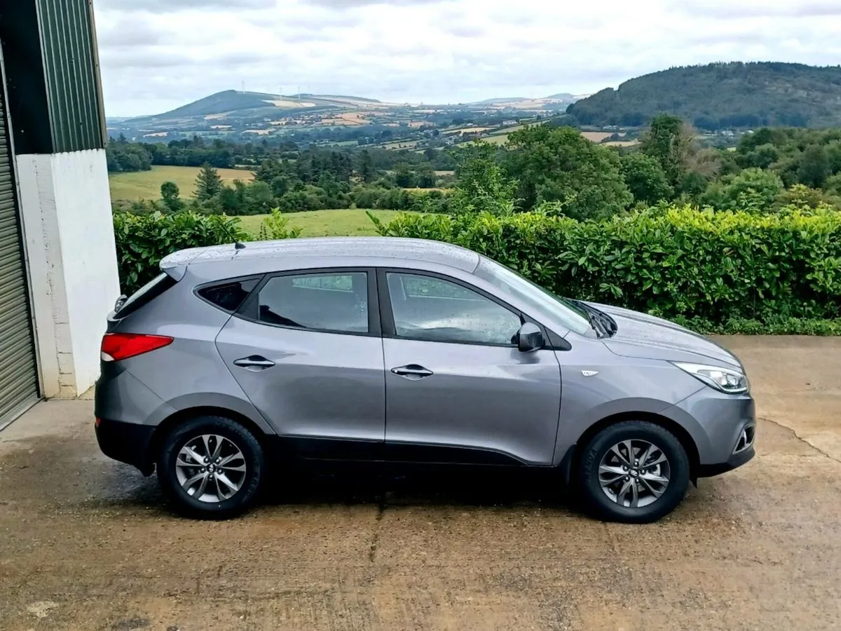 2014 HYUNDAI IX35 1.7 DIESEL ☆ IMMACULATE ☆ - Image 2