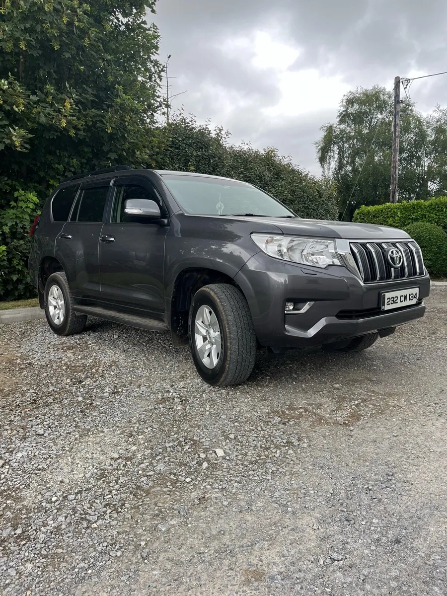 Toyota LandCruiser - Image 1