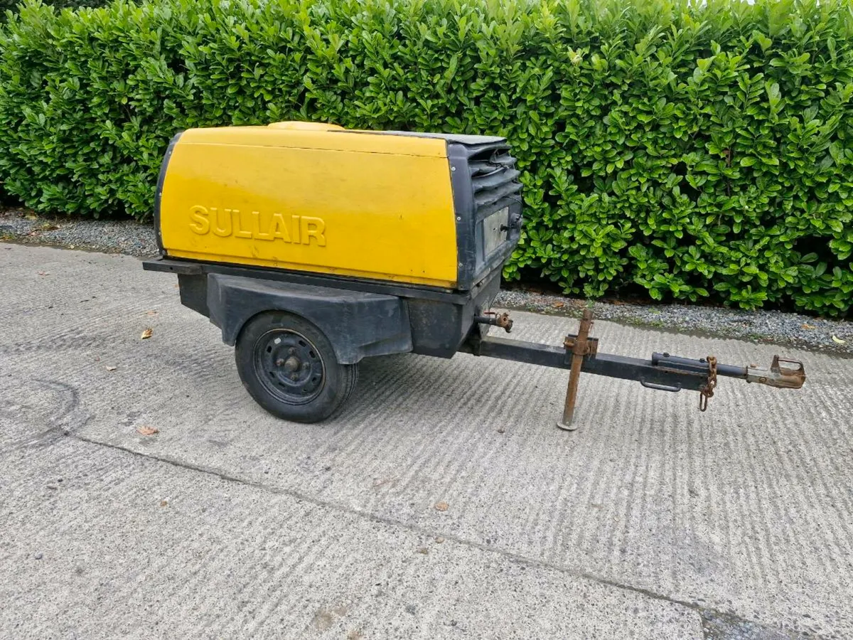 Sullair 110 cfm towable compressor. - Image 4