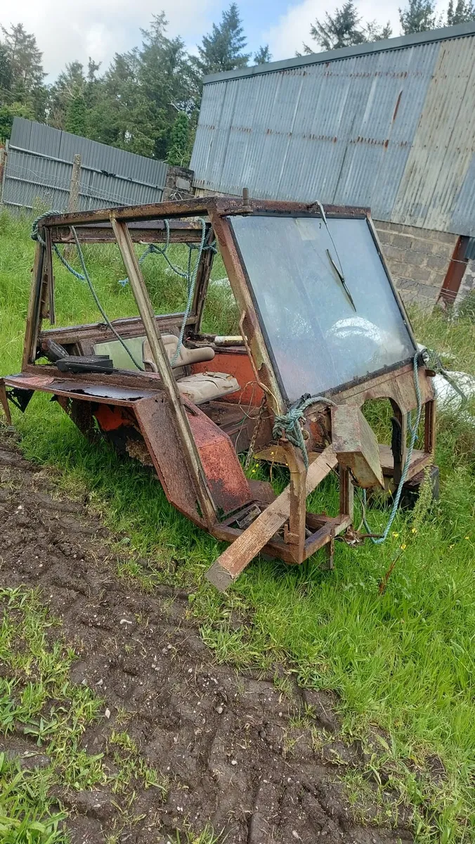Zetor 6911 cab & mudguards - Image 2