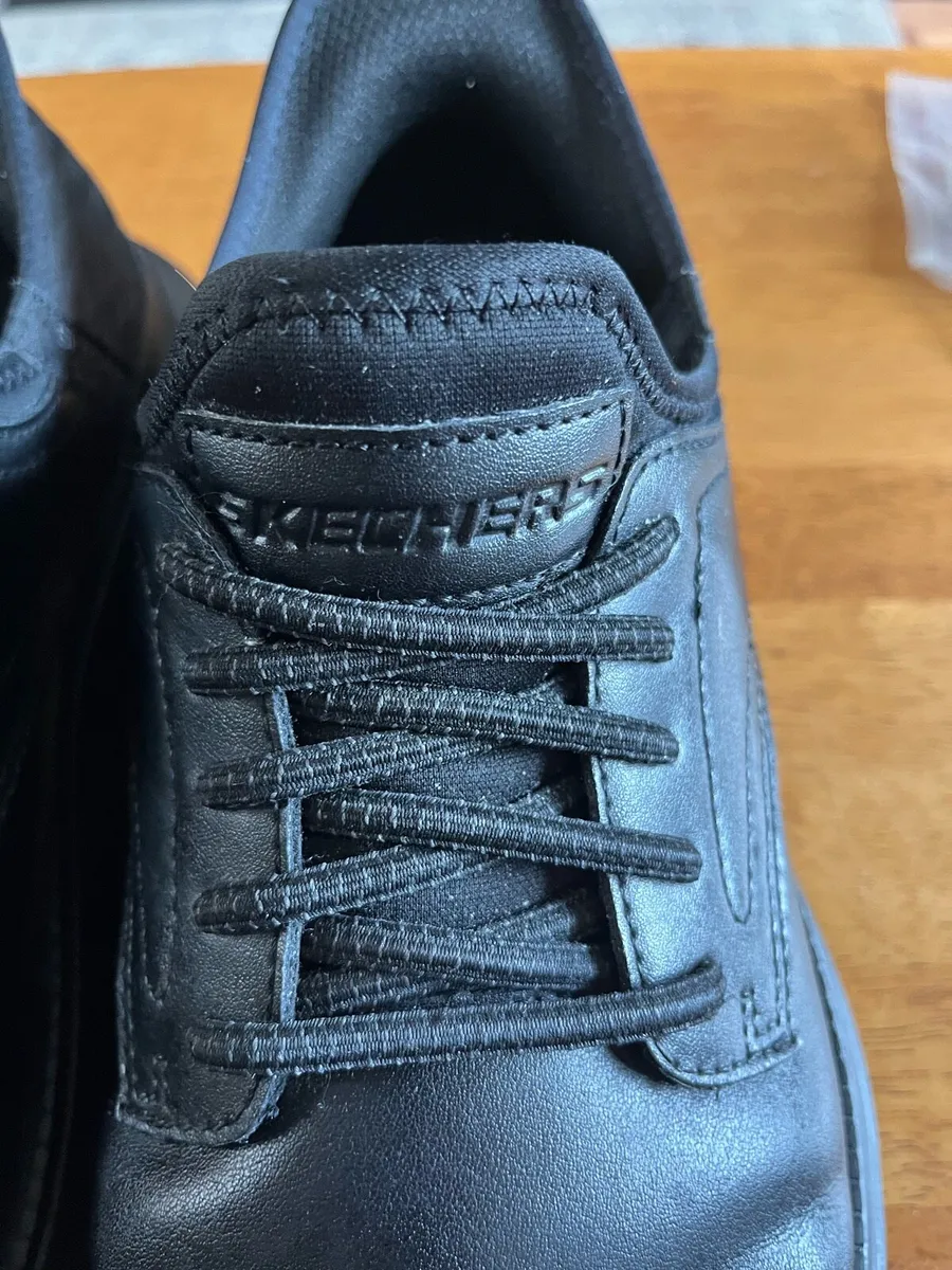 Skechers. Slip In. Mens Shoes. Size - 9. - Image 3