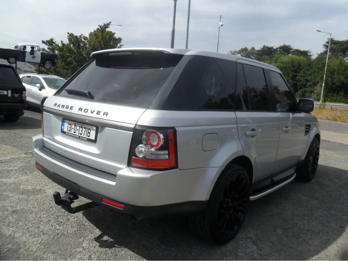 Land Rover Range Rover 3.0 V6 Diesel SE 4DR Auto - Image 3