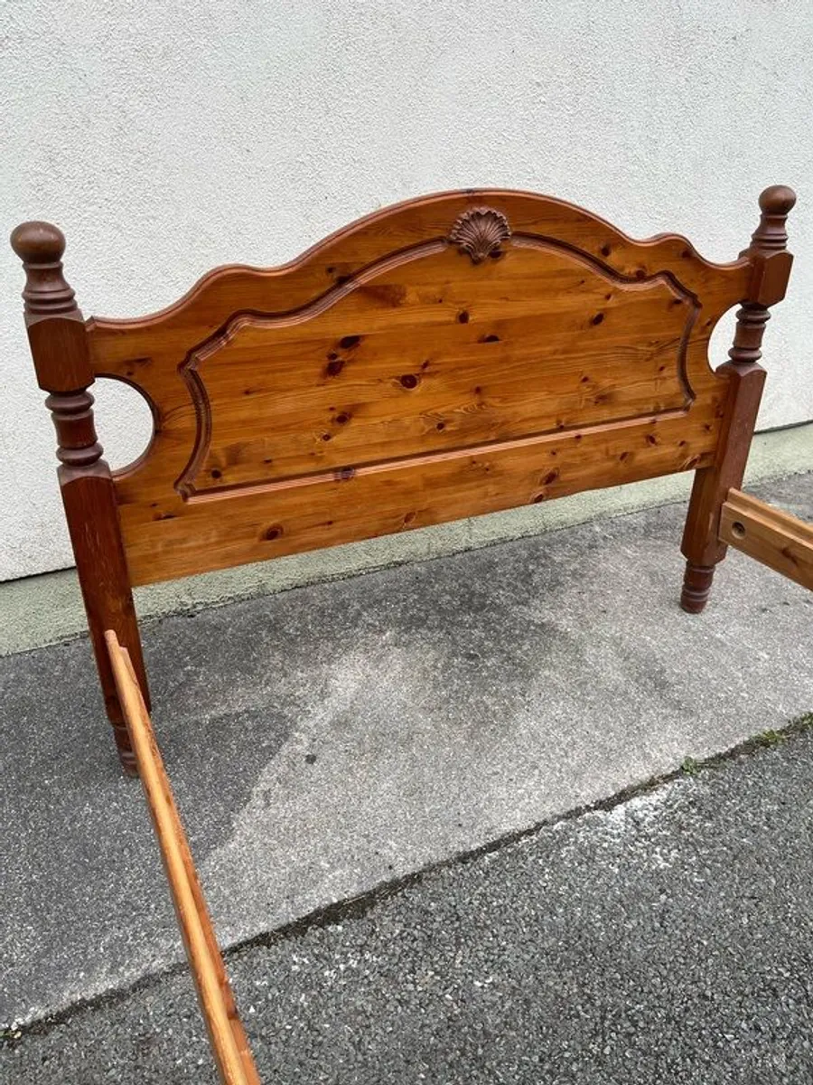 Solid Wood Kingsize bed frame - Image 2