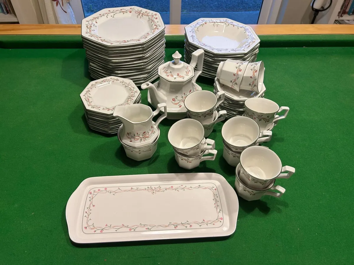 Eternal Beau dinner and tea service.
