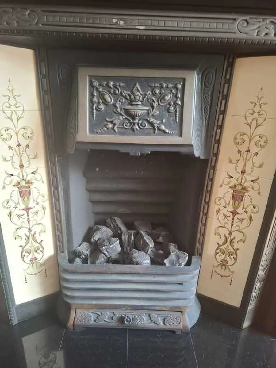 Fireplace for sale - Image 2