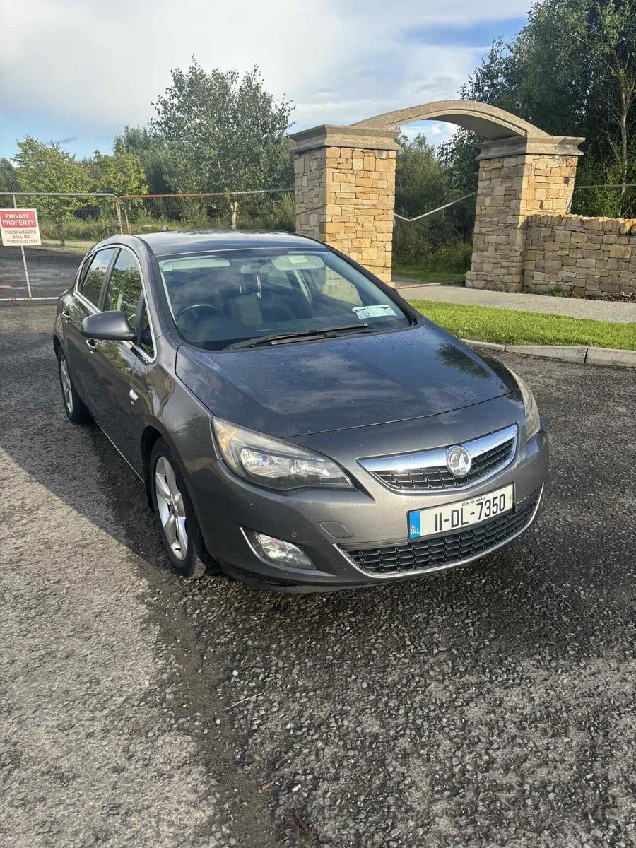 Vauxhall Astra SRI - Image 1