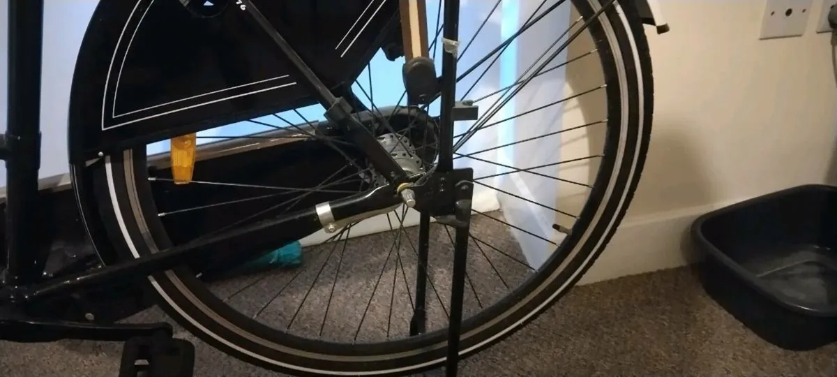 Bike black plus child seat ( Oma fiets )Popal - Image 3