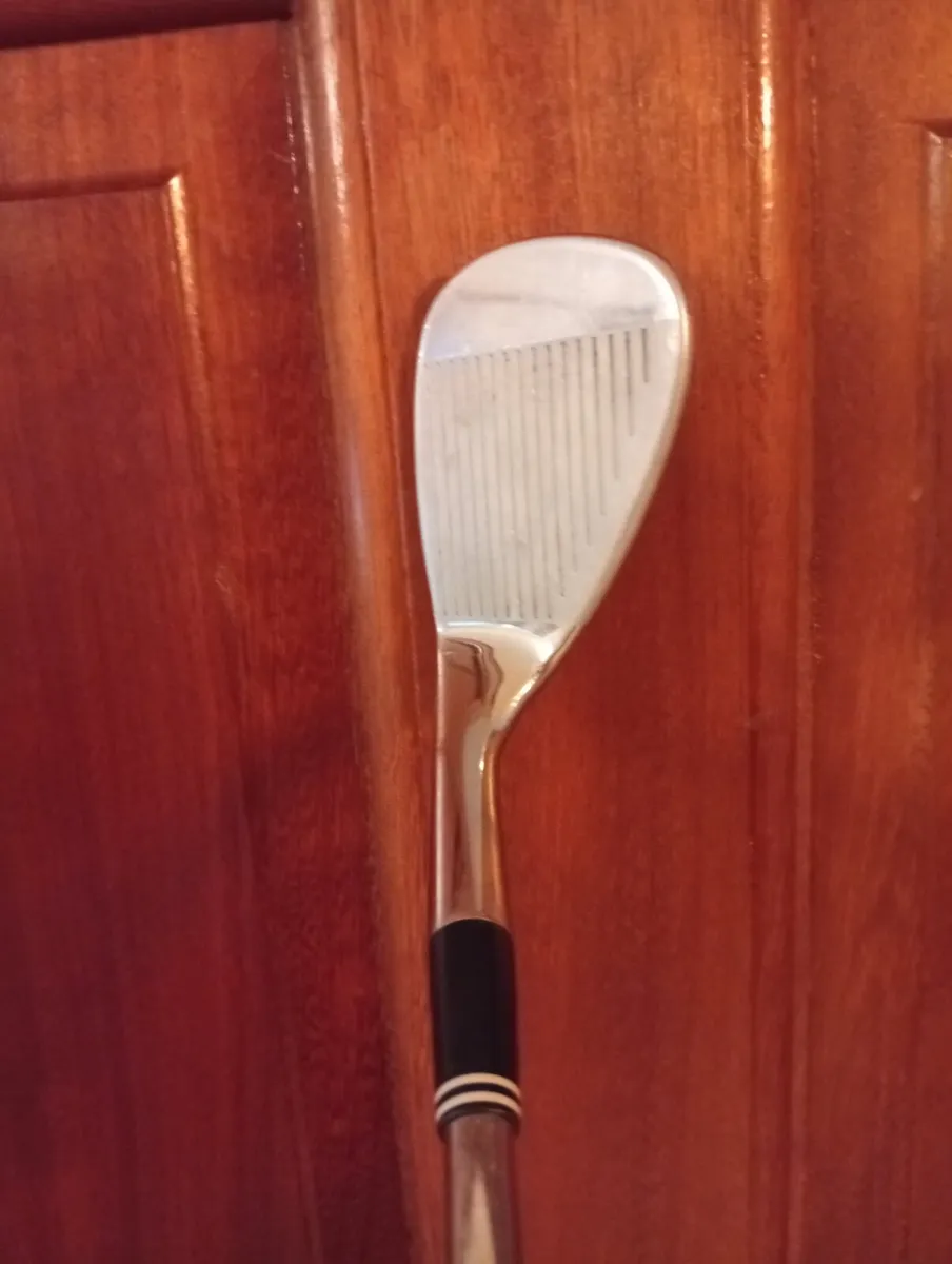 Cleveland Tour Action 51 degree Wedge Rare As New - Image 2
