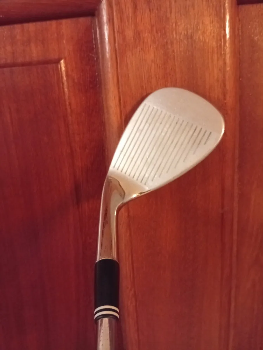Cleveland Tour Action 51 degree Wedge Rare As New - Image 3