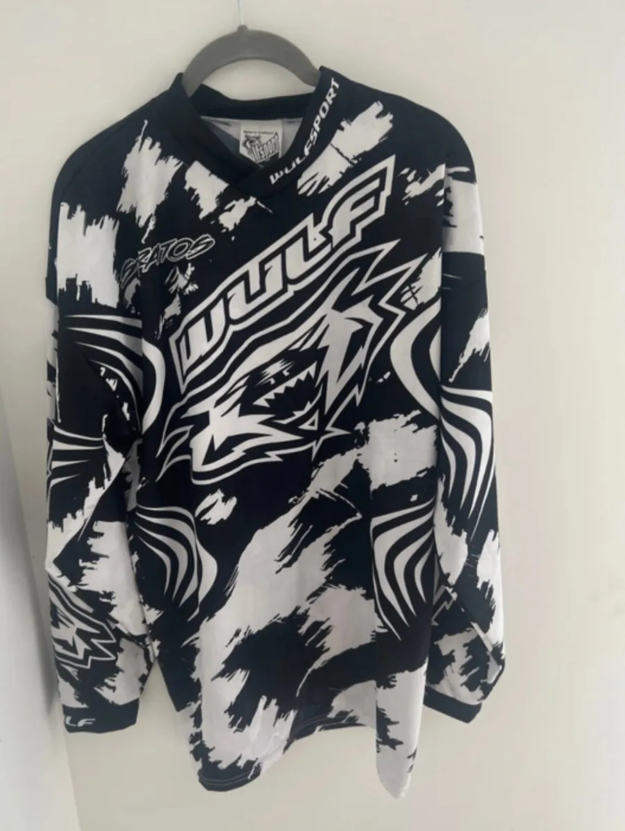 WULF Mountain bike top & pants co ord set - Image 1