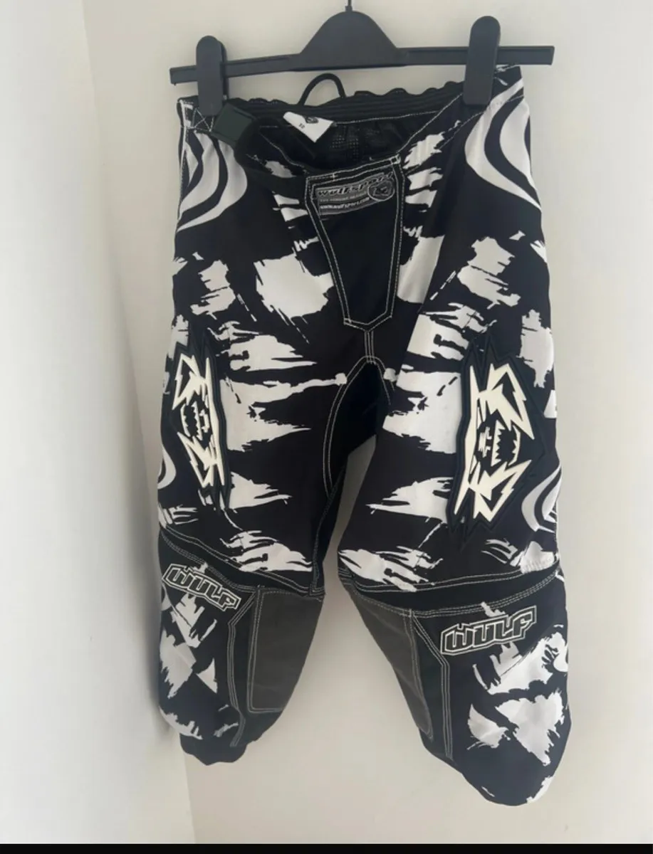 WULF Mountain bike top & pants co ord set - Image 2