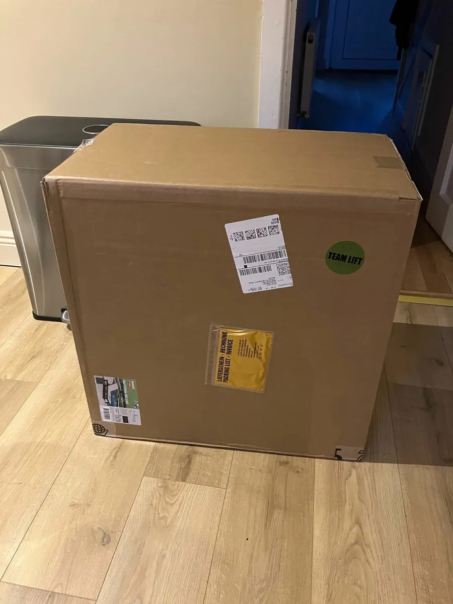 Sun Lounger (unopened, still in box) - Image 2