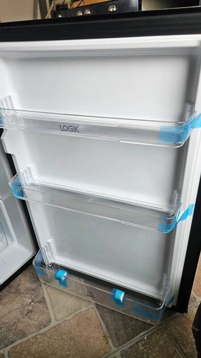 New Fridge. Just out of box, LOGIK LUL55B23 Undercounter Fridge - Black - Image 3