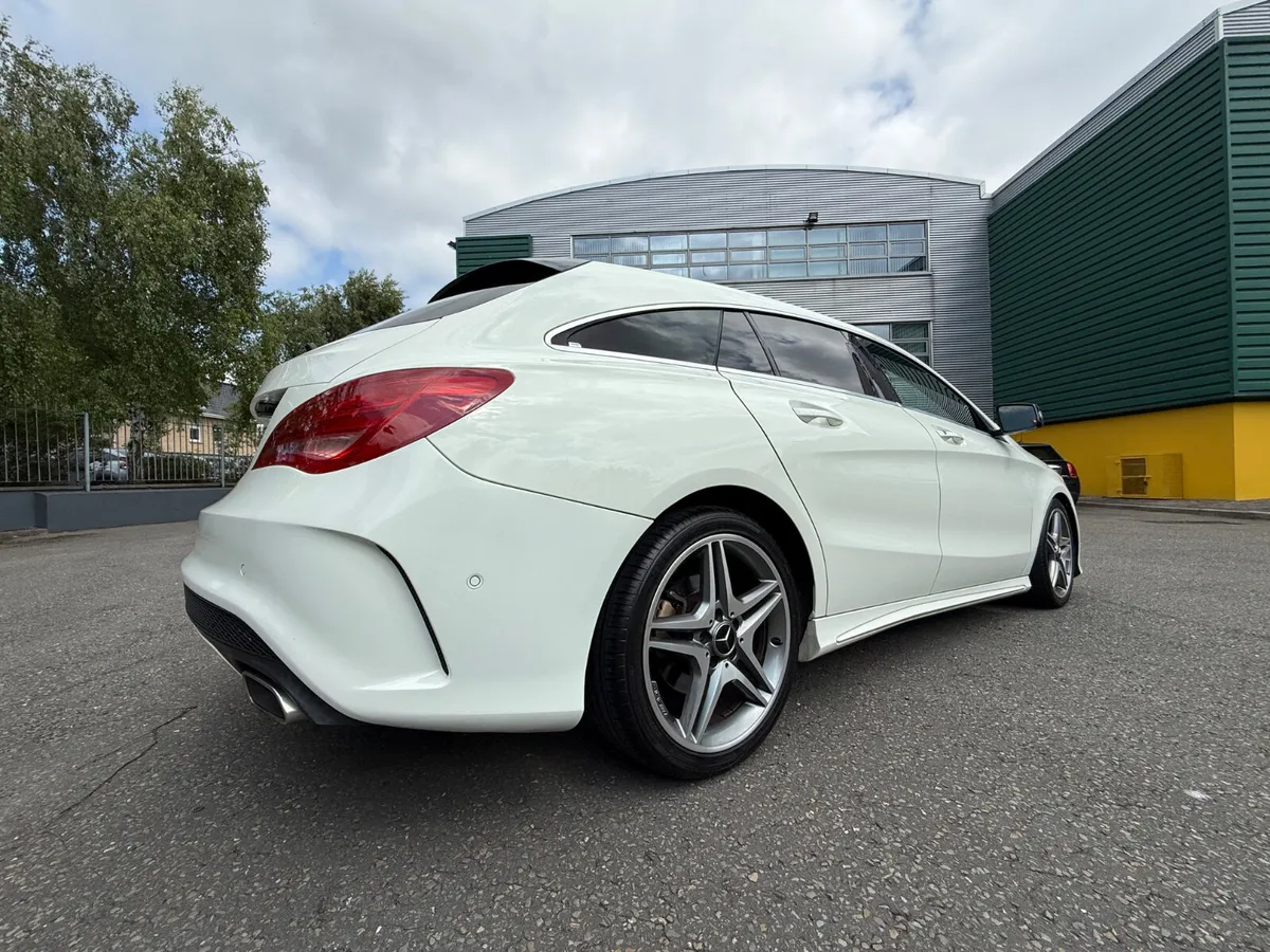 Mercedes-Benz CLA 180 AMG Shooting Brake - Image 4