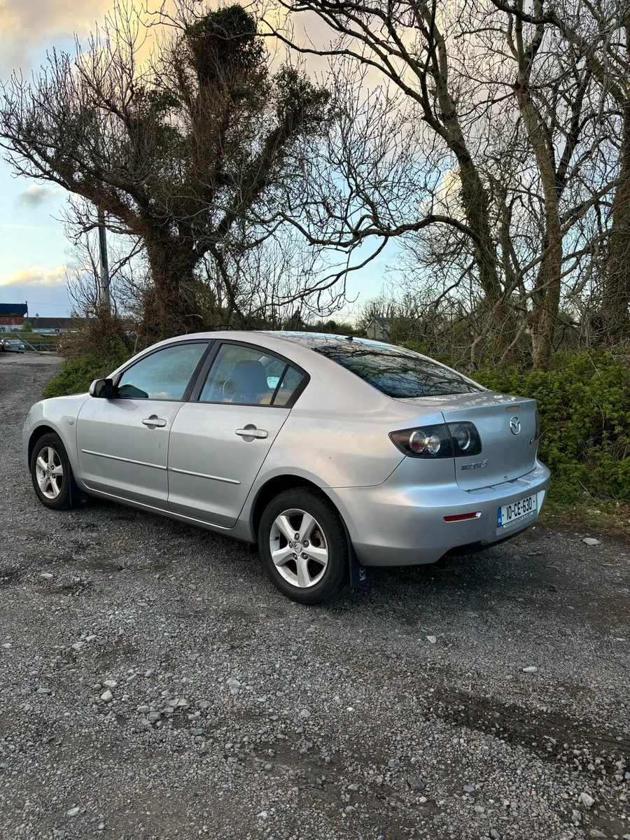 2010 Mazda 3 - Image 3